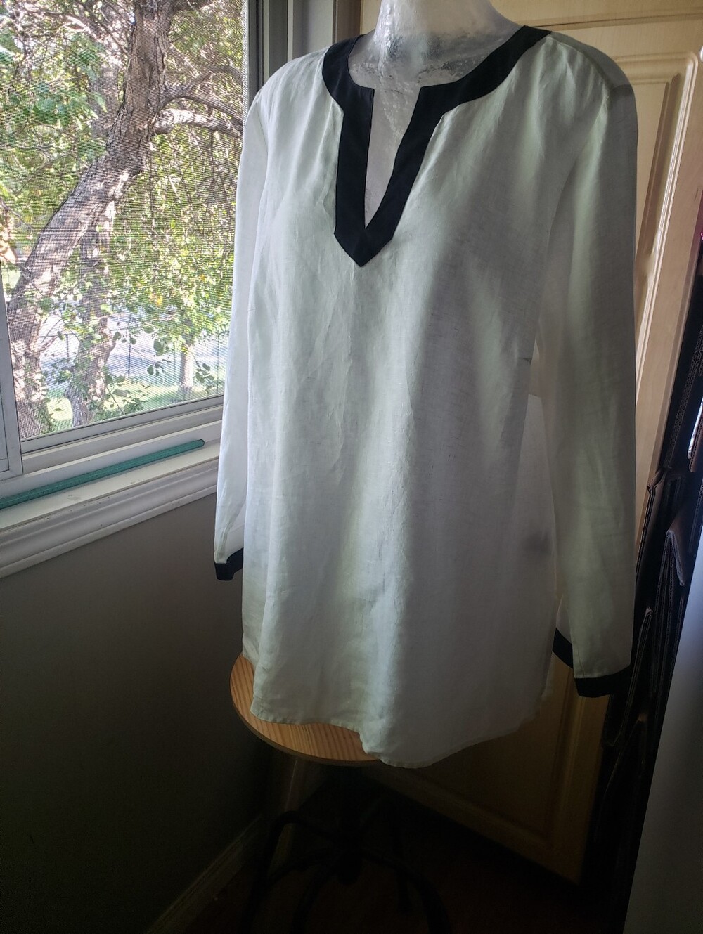 Lauren Ralph Lauren 100% Linen White Tunic with Black Trim